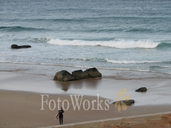 Un surfeur sur la plage de Durness