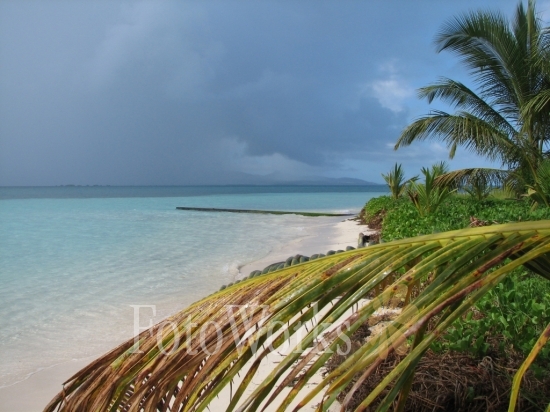 Threatening sky over the Islet Caret