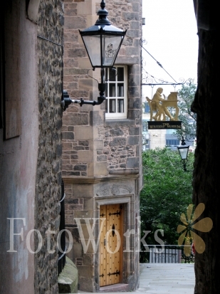 Small lane down from the Royal Mile