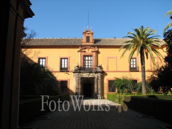 Patio del Crucero