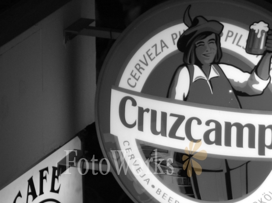 Enseigne d'un café sévillan